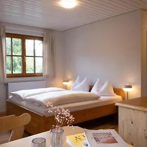 Mio - Am - Bei Uns Verbringt Ihr Eine Wundervolle Zeit Direkt Am Wasser Guest house